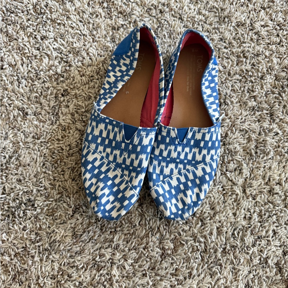 TOMS Red and Blue Patterned Slip-Ons